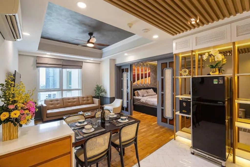 Image 5 of Classic Luxury condo & Swiming Rooftop Pool