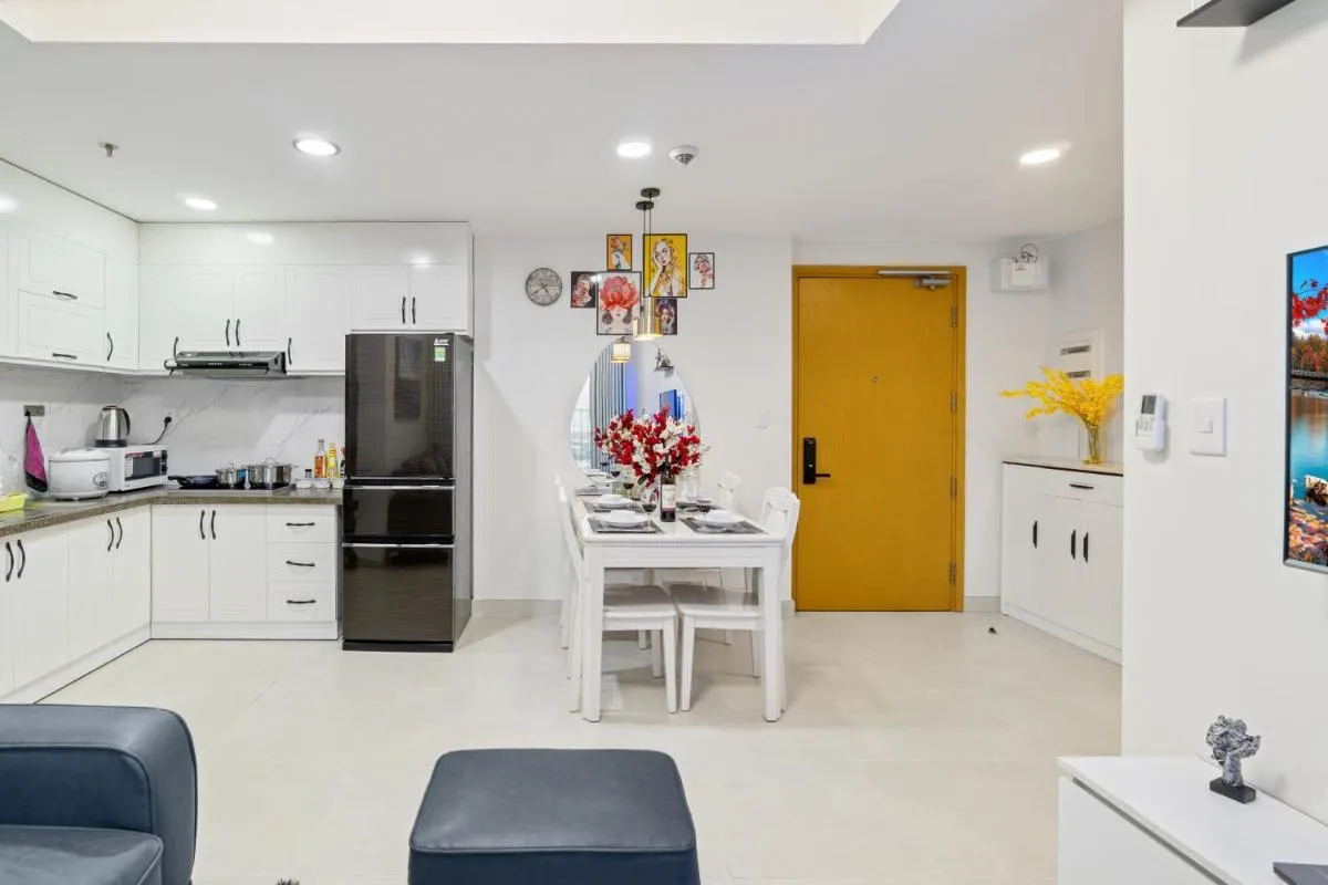Image 4 of Cozy 2 Bedrooms Condo in T1 Masteri Thao Dien, Fully Furnished With Full Amenities
