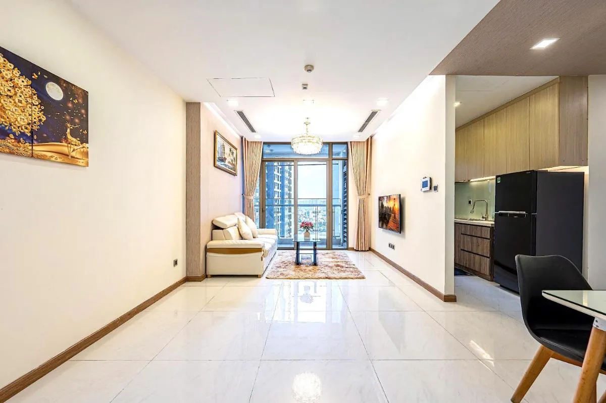 Image 5 of Diamond Suite LandMark