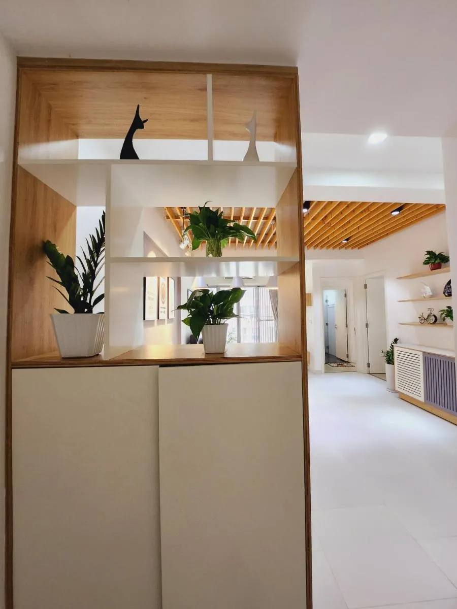 Image 5 of Diamond Suite Sky Garden 3