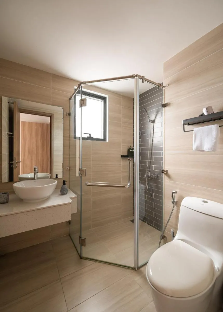Image 5 of Downtown Saigon, District 1, 3 Bedroom and 2 WC, SOHO Residence Near Bui Vien