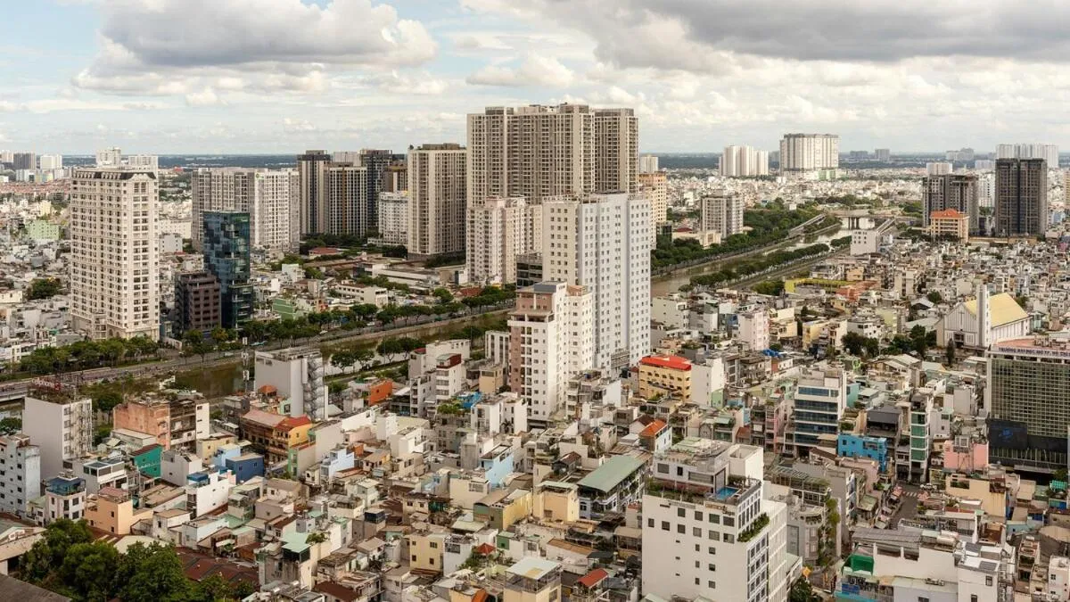 Image 3 of Downtown Saigon, District 1, 3 Bedroom and 2 WC, SOHO Residence Near Bui Vien