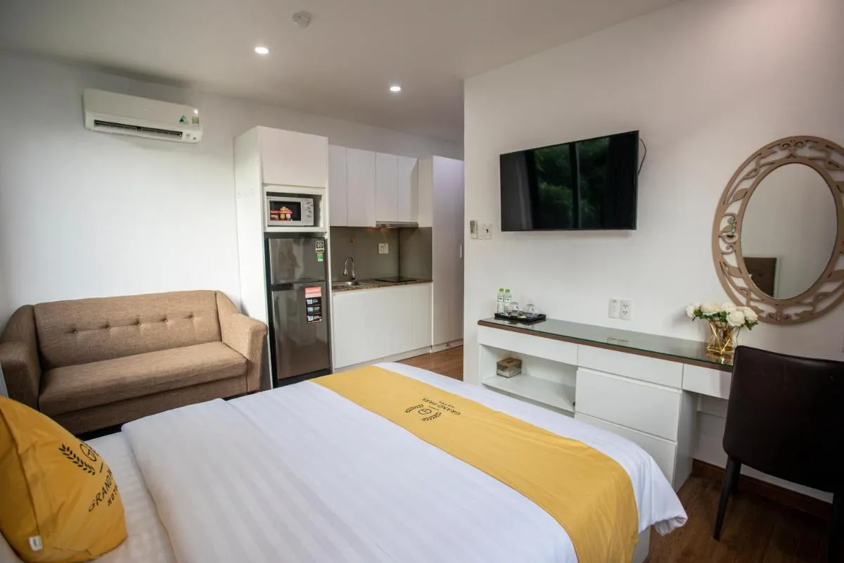Image 3 of Grand Park Hotel & Apartment Phu My Hung