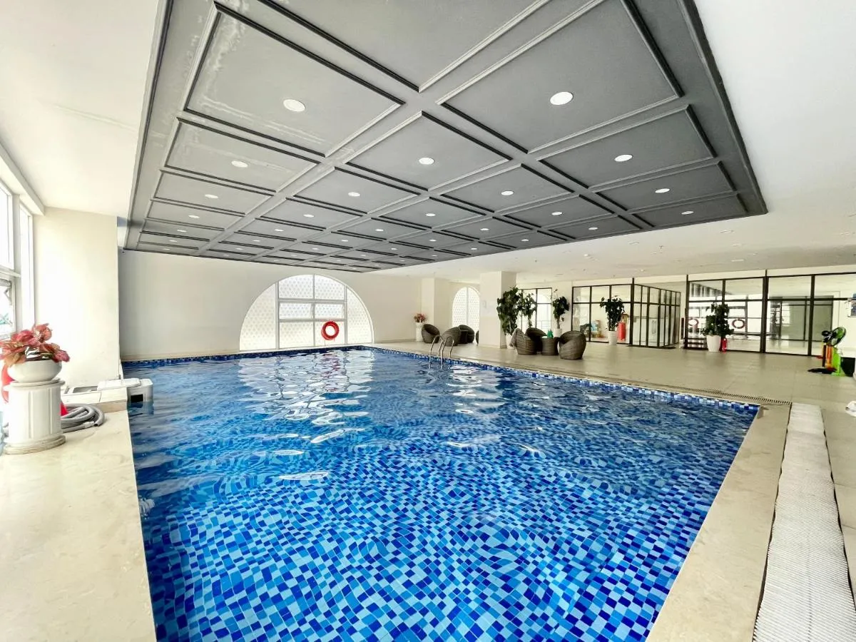 Image 4 of Grand Riverside Aparment 4Brs 5 Beds near D1
