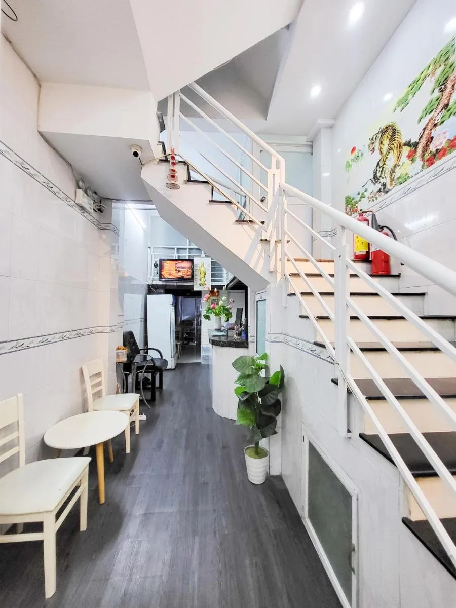 Image 4 of H2T Hotel Center BuiVien