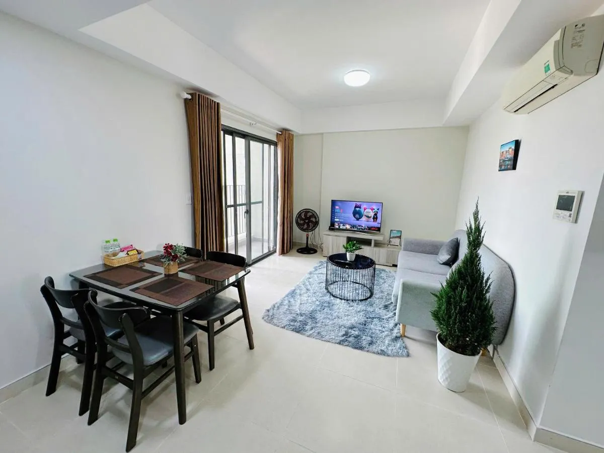 Image 3 of HHomes – 2 Bedroom River View & Pool GYM BBQ at Masteri Thao Dien