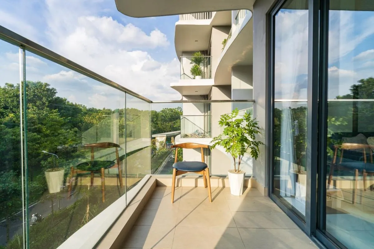 Image 5 of Luxury 3BR Apartment 121m – Resort Pool & Gym – Near Aeon Mall