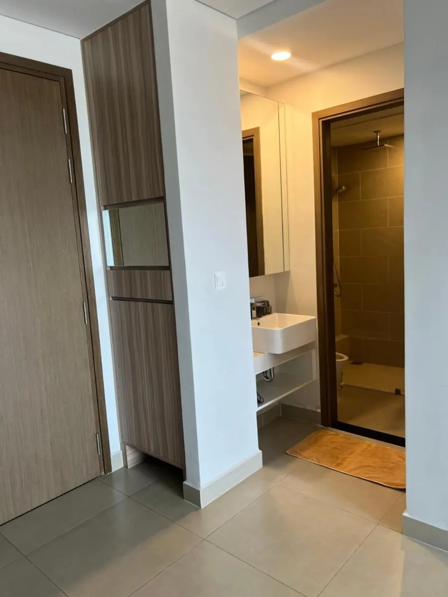 Image 3 of Luxury Apartment for rent- Pool 35th Floor Near Phu My Hung, Secc