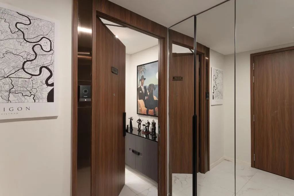 Image 1 of Metropole Thủ Thiêm High-end Apartment by CR Concept