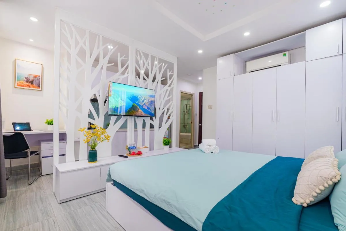Image 5 of MoMo Residence