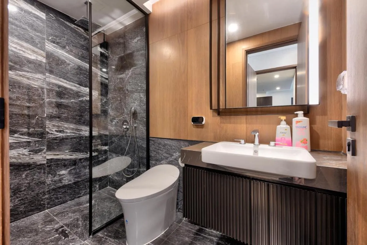 Image 3 of NU Apartment in Lumiere Riverside – Central District 2