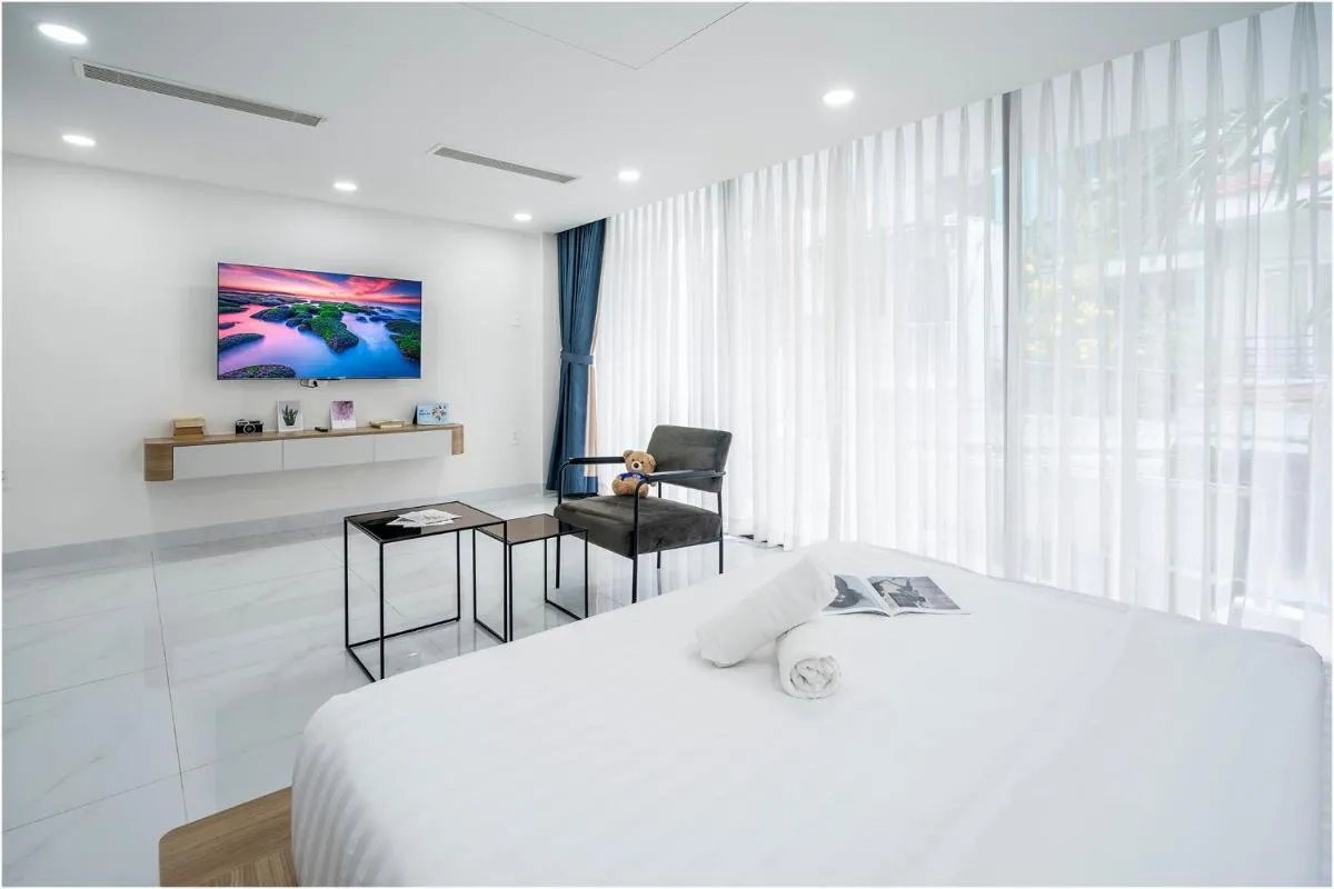 Image 3 of NU Home – Private Pool & Modern Living in District 1