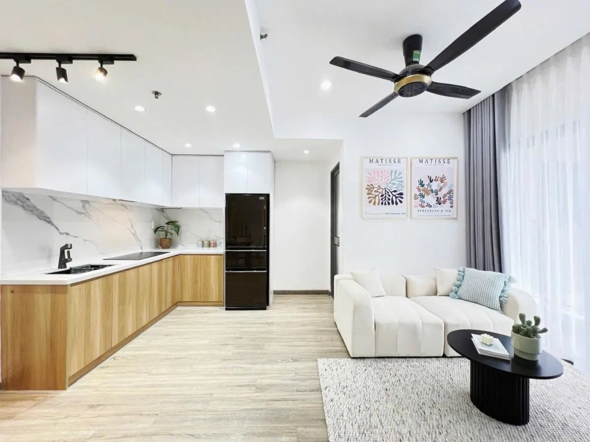 Image 5 of SPACIOUS Home