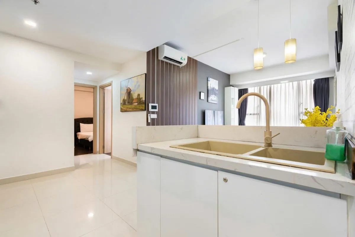 Image 3 of Saigon CBD Apartment – Infinity Pool