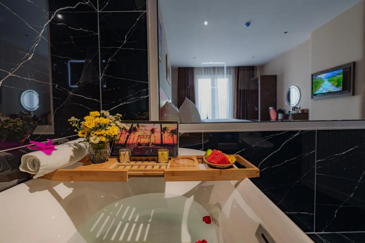Image 3 of Salute Saigon Hotel and Spa