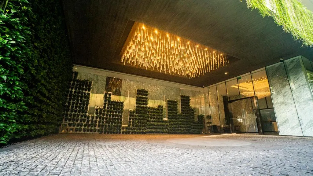Image 1 of Senerity Sky Villas By Luminous Luxury Apartment-Free One Way Airport Suttle