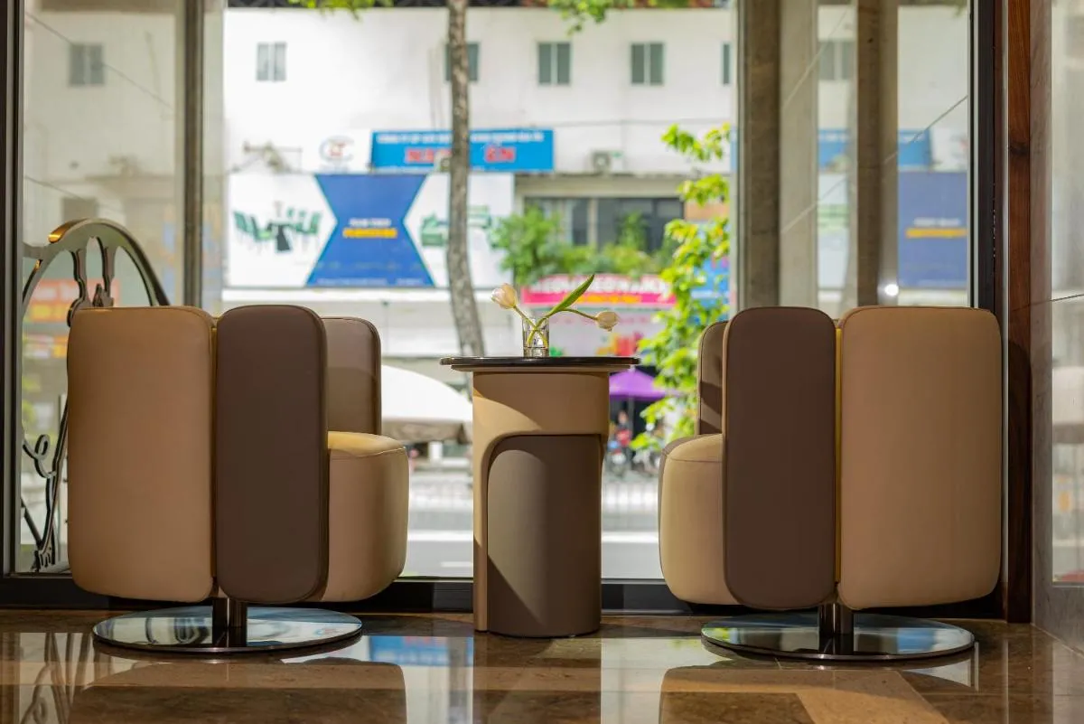 Image 5 of Sunflower Apartment – Luxury Suite by THC Group