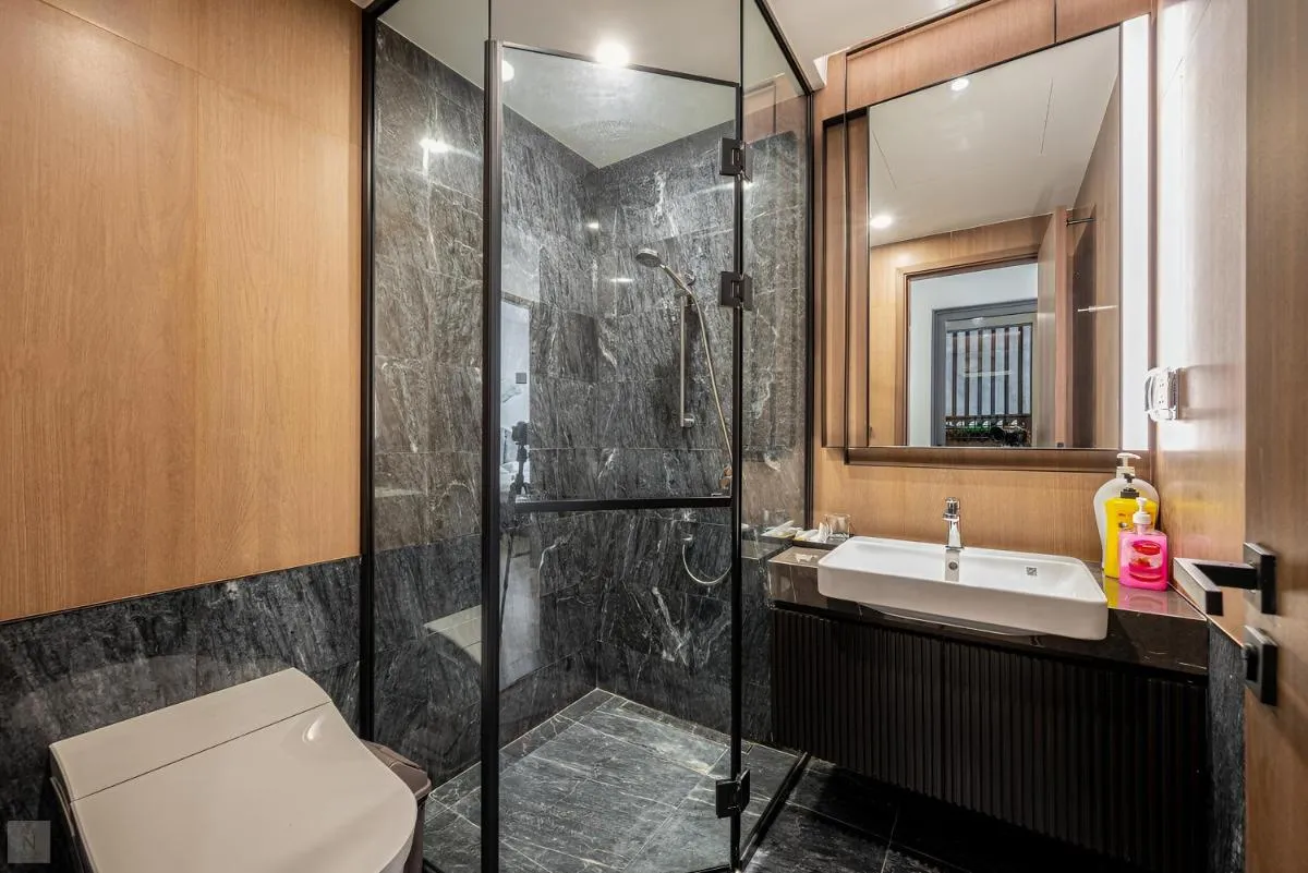 Image 3 of The Lumiere Condotel Riverside Suite City View
