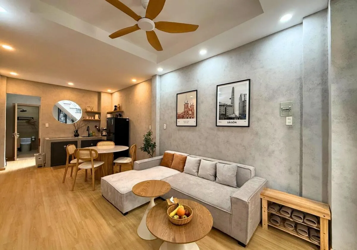 Image 3 of Tranquil City Center Wabi Sabi 3BR Townhouse in D1
