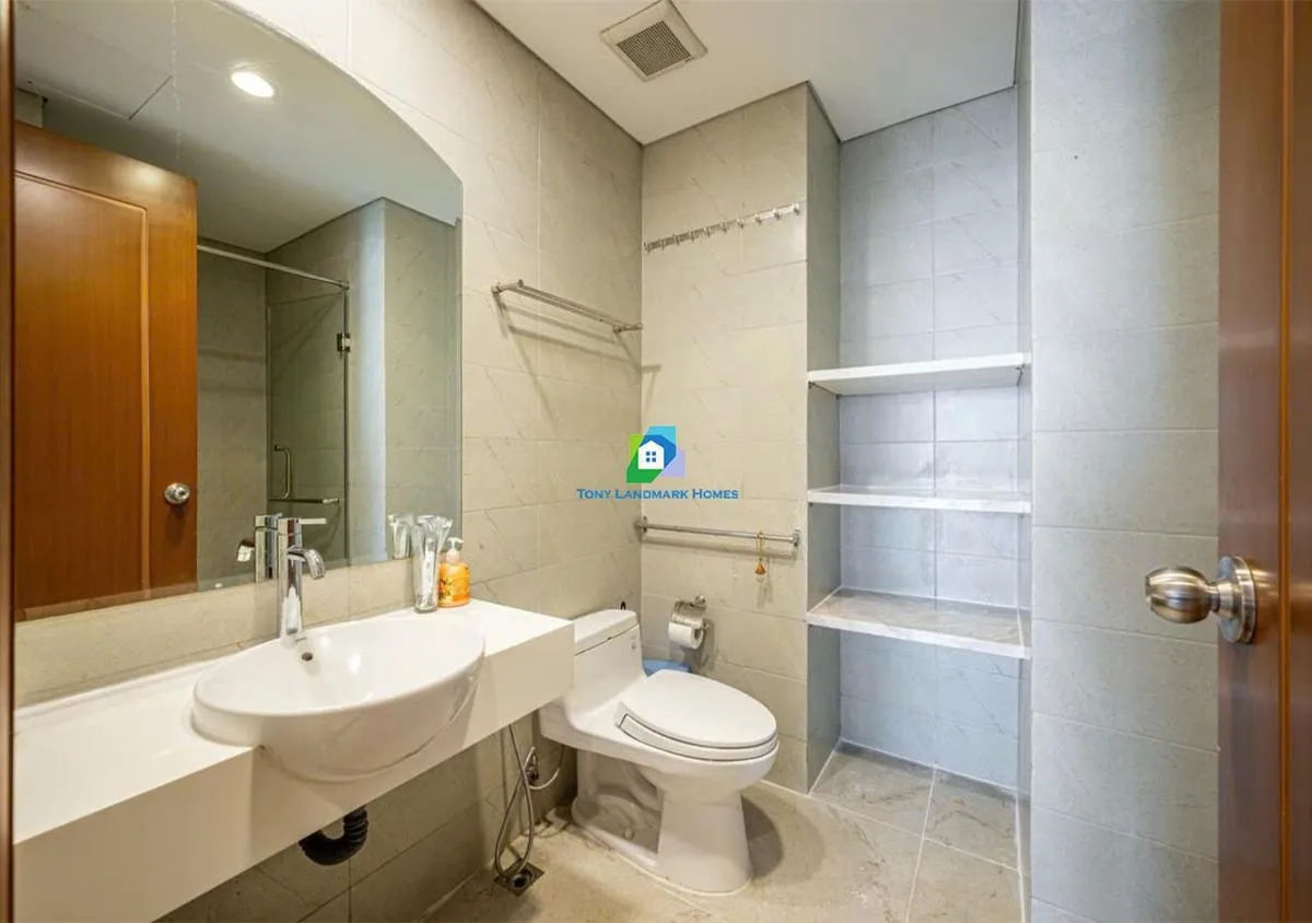 Image 3 of Vinhomes Luxury Haven