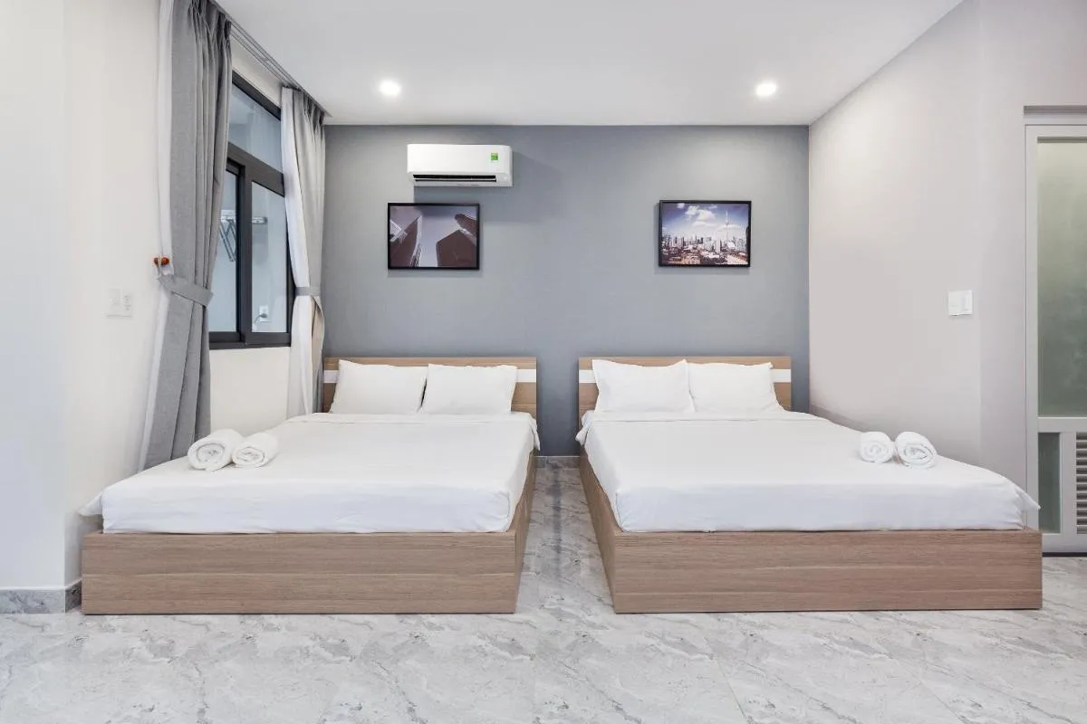 Image 3 of YOURS apartment-10stars-Phu Nhuan-Couple and Family homes