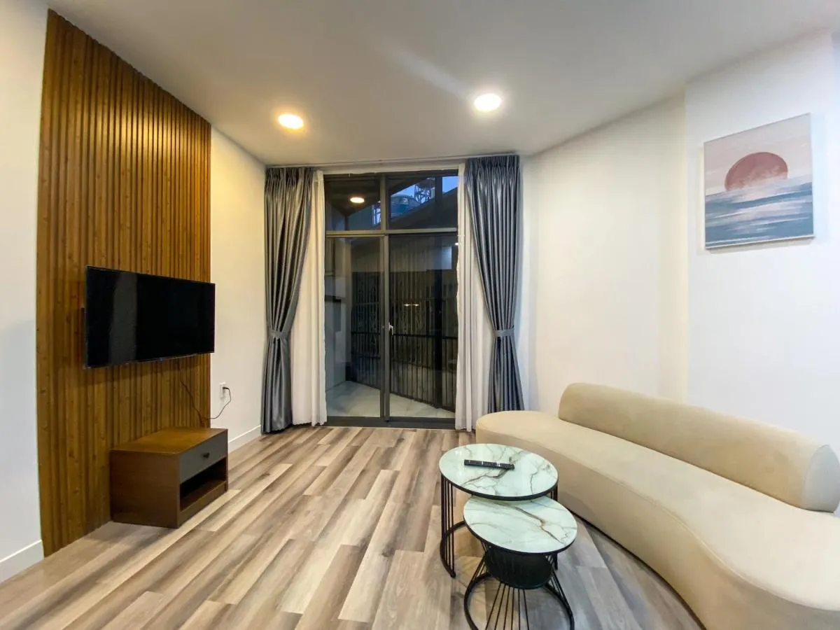 Image 3 of Zeus Living – 7C Downtown By Feet
