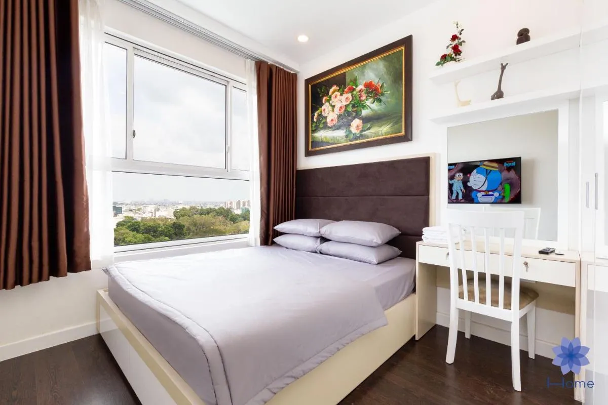 Image 4 of iHome Furnished Apartments with Free Gym & Pool, Airport Pick-Up Service