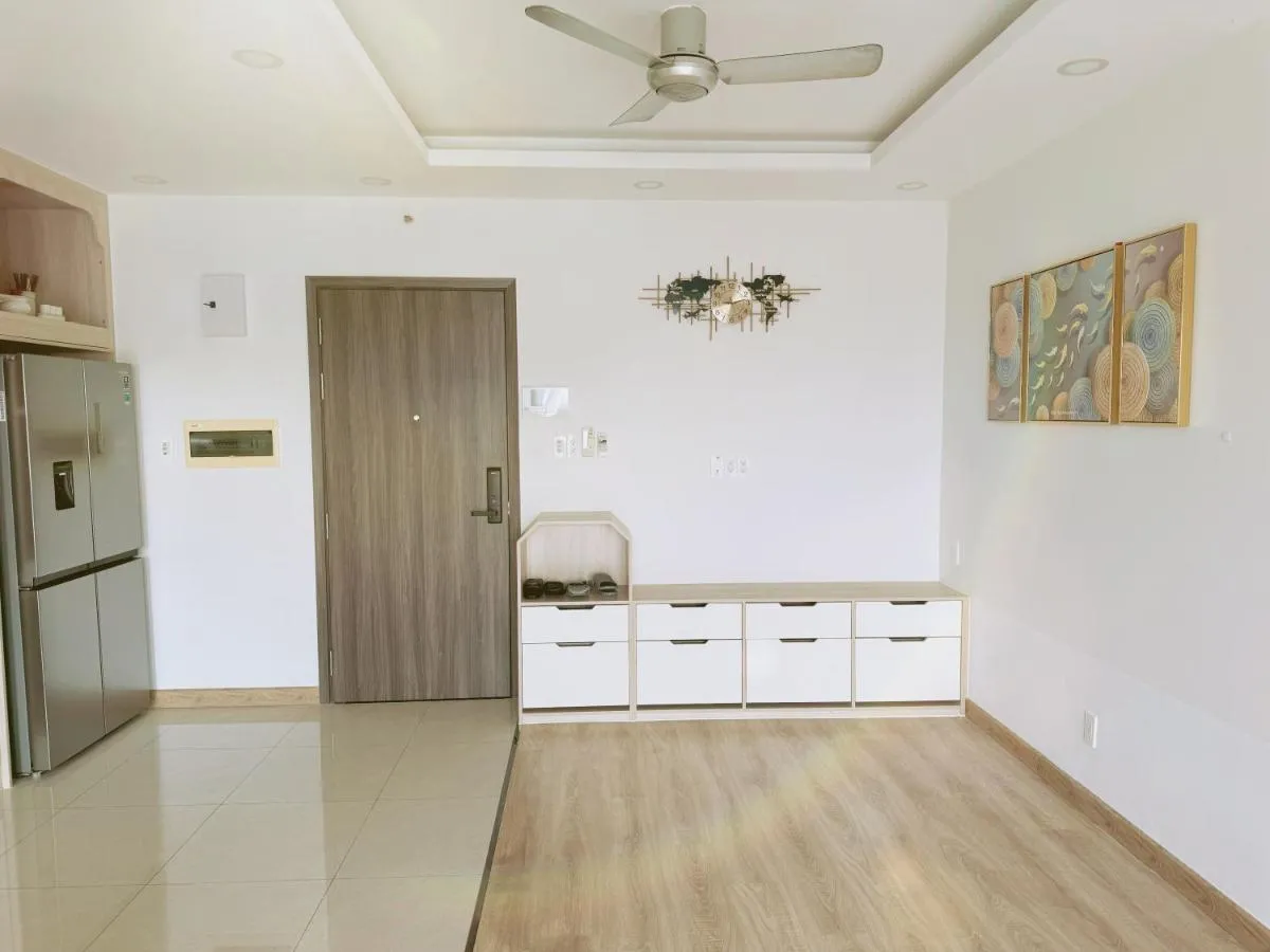 Image 4 of linna home