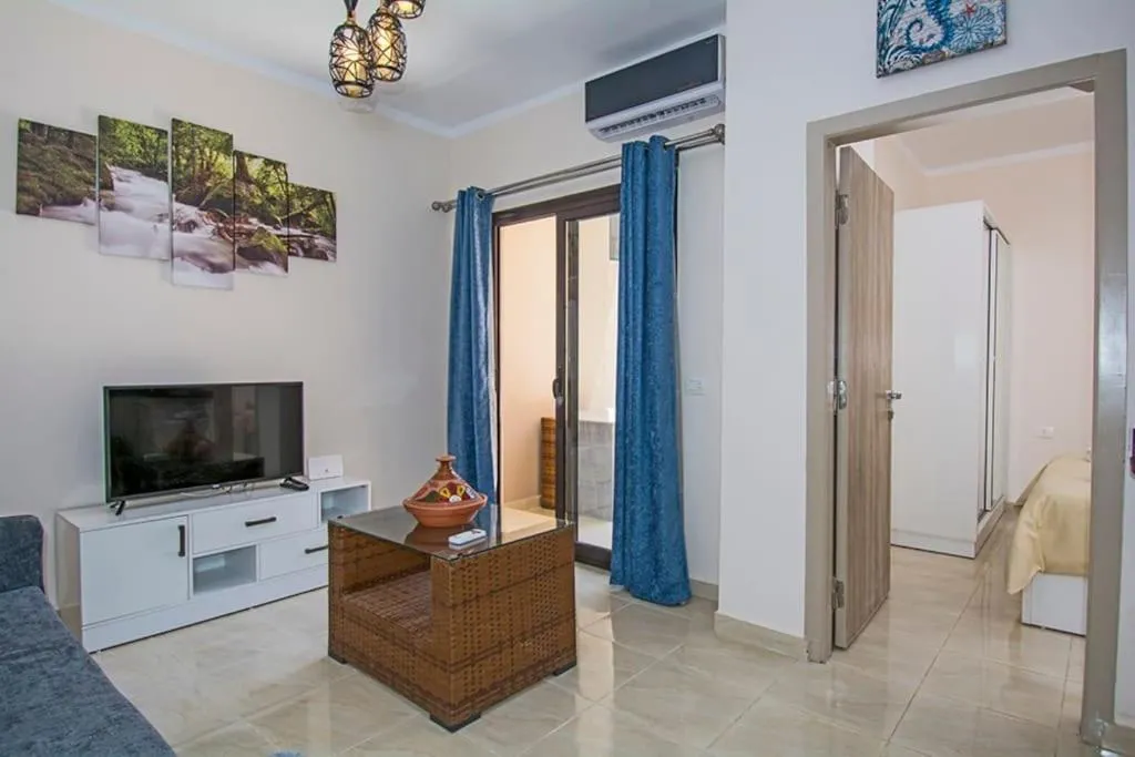 Image 5 of 1 Bedroom Poolside Apartment B106 Aqua Tropical Resort