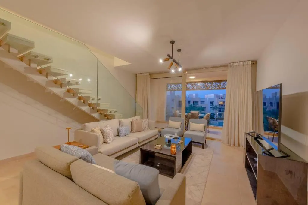 Image 4 of 3BR Penthouse in Mangroovy. Pool, Beach, Priv Roof