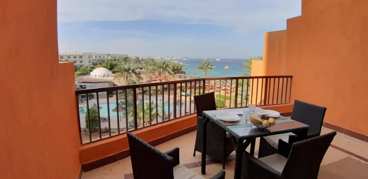 Image 3 of Alia Beach Residence