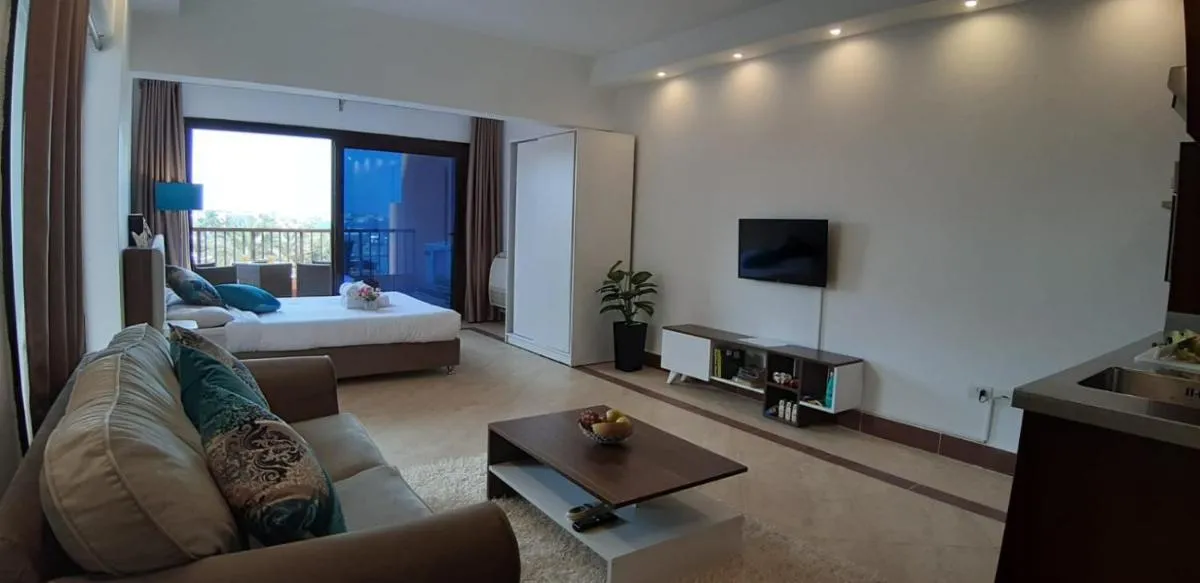 Image 2 of Alia Beach Residence