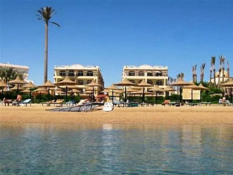 Image 6 of Apartment at Palm Beach Piazza