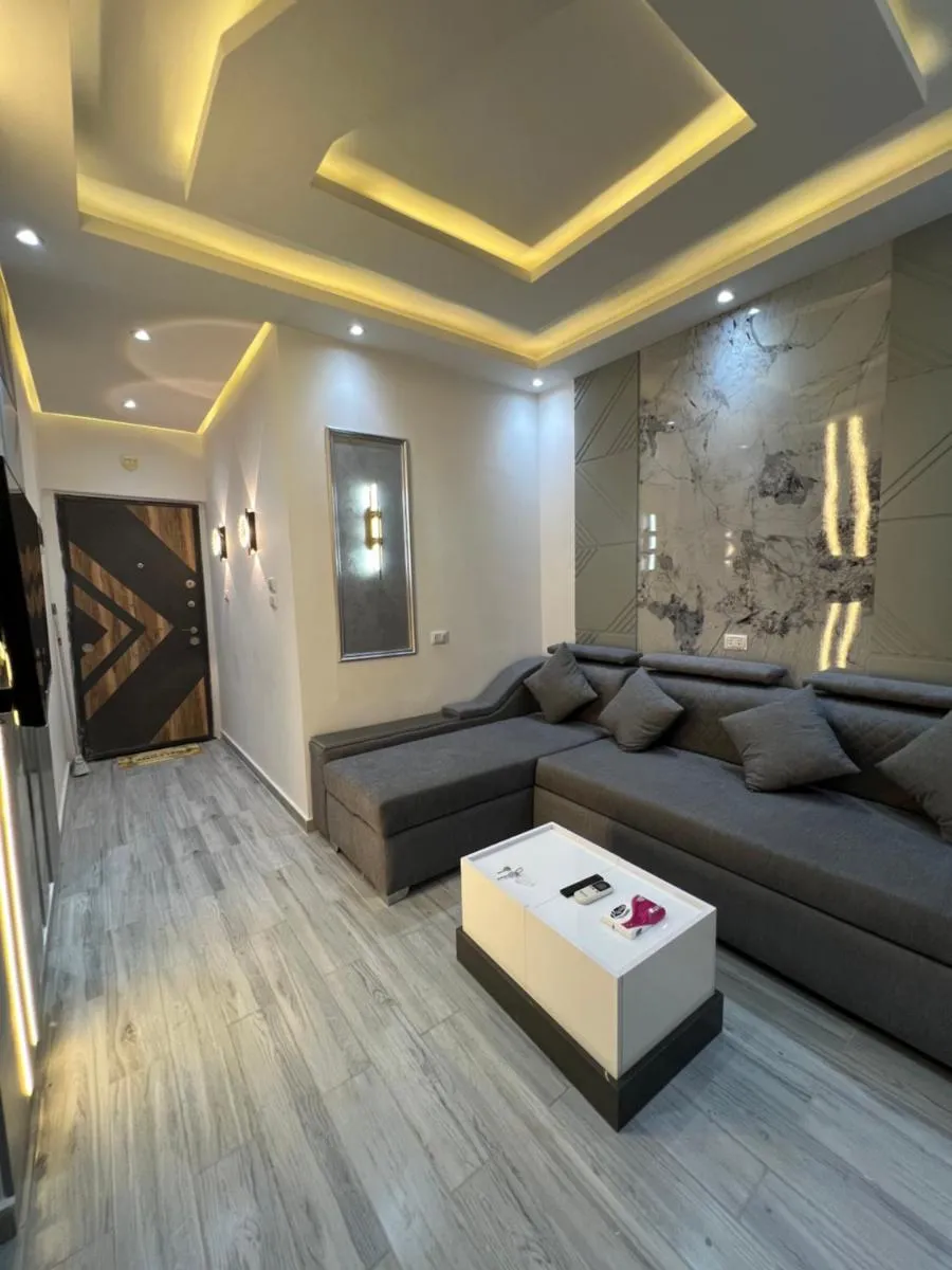 Image 2 of BS Lodging 8- Next to Dream Beach