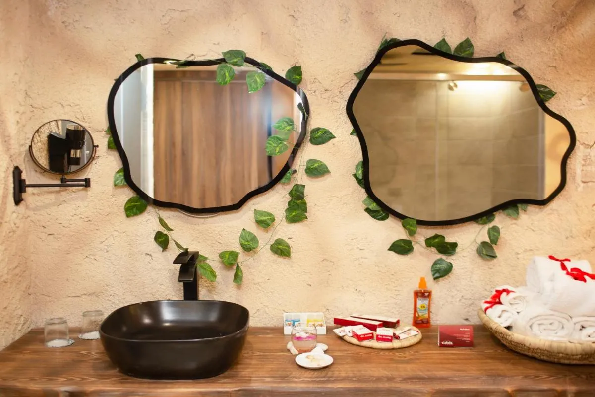 Image 5 of Caves Beach Resort Adults Only