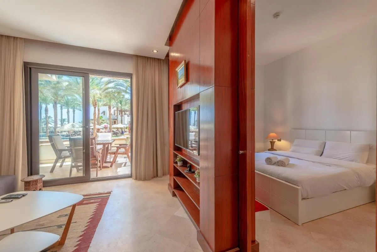 Image 1 of Classy 1-Bedroom Apartment in Ancient Sands with Pool View