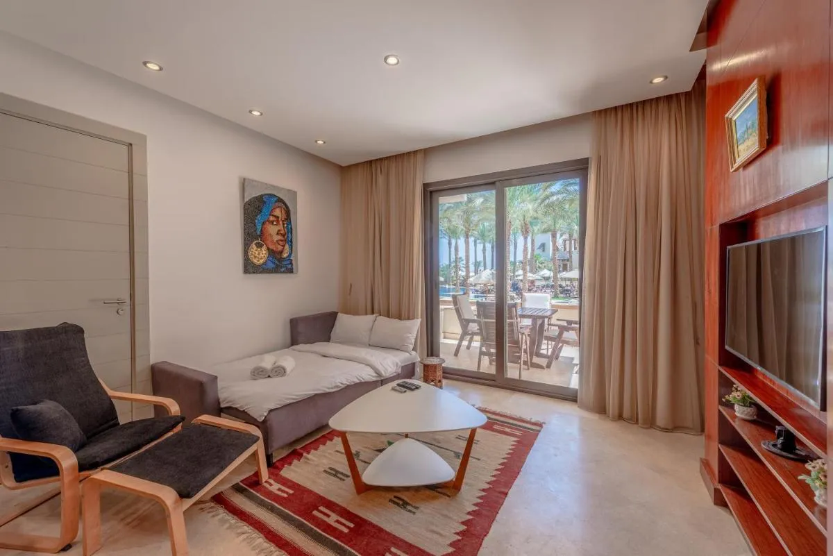 Image 5 of Classy 1-Bedroom Apartment in Ancient Sands with Pool View