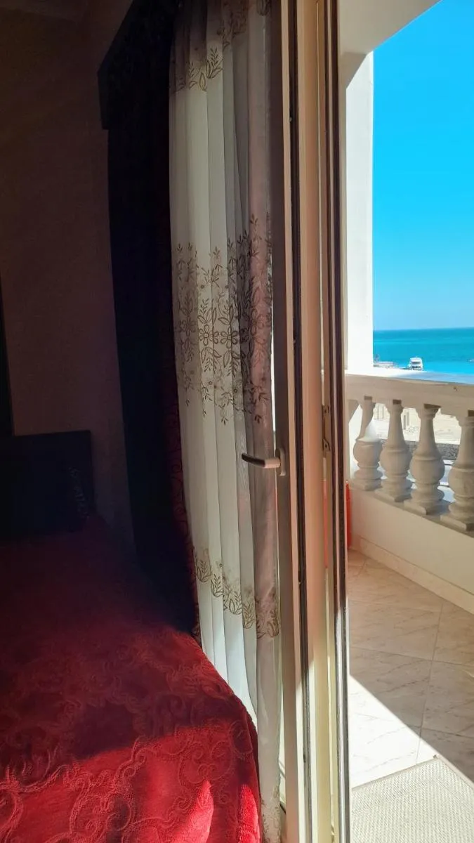 Image 2 of ELITE VIP – Apartment with sea VIEW – swimming pool – BBQ terrace – near BEACH