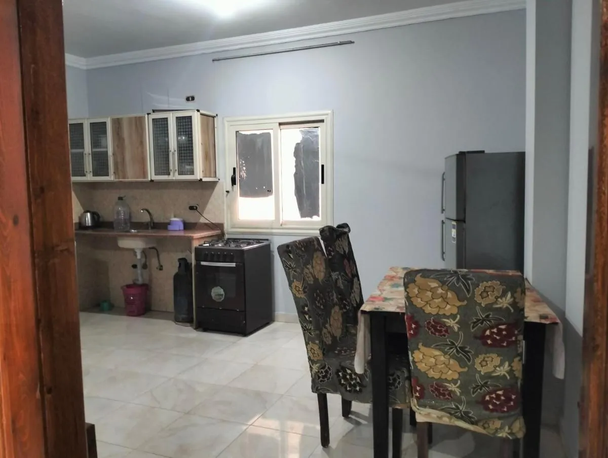 Image 2 of Eldon apartment