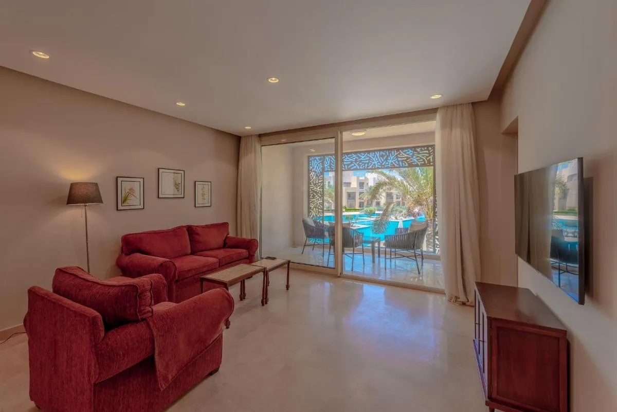 Image 5 of Elegant 2-Bedroom Apartment in Mangroovy, Pool & Beach