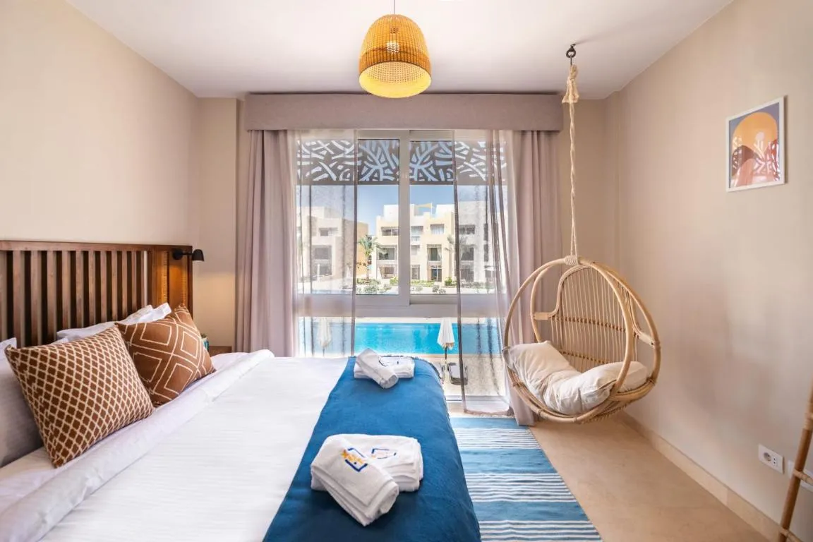 Image of Epic & Exquisite 2 BR w Beach & Pool Mangroovy