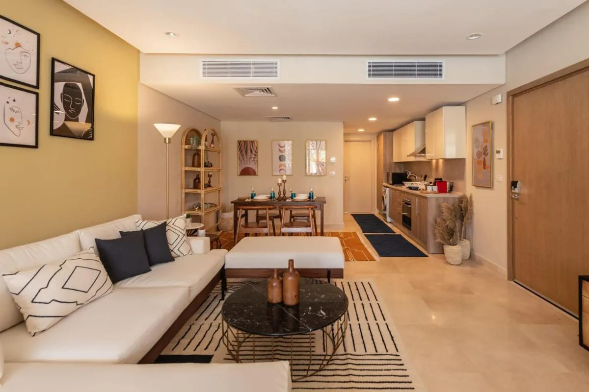 Image 5 of Epic & Exquisite 2 BR w Beach & Pool Mangroovy