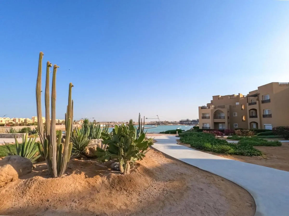 Image 5 of Exotic Retreat 2 BR Apartment in Water Side Lagoon Pool