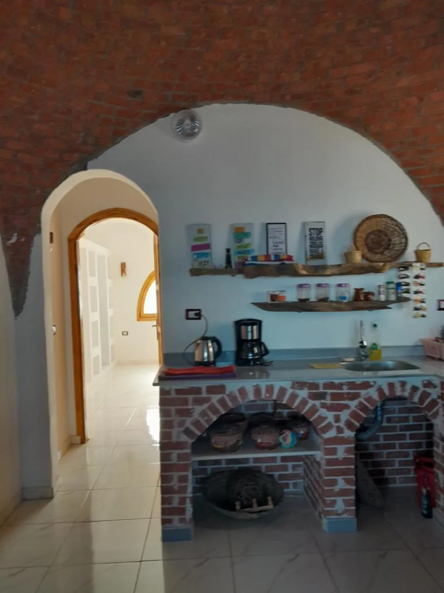 Image 2 of Immaculate 3-Bed Apartment sea view