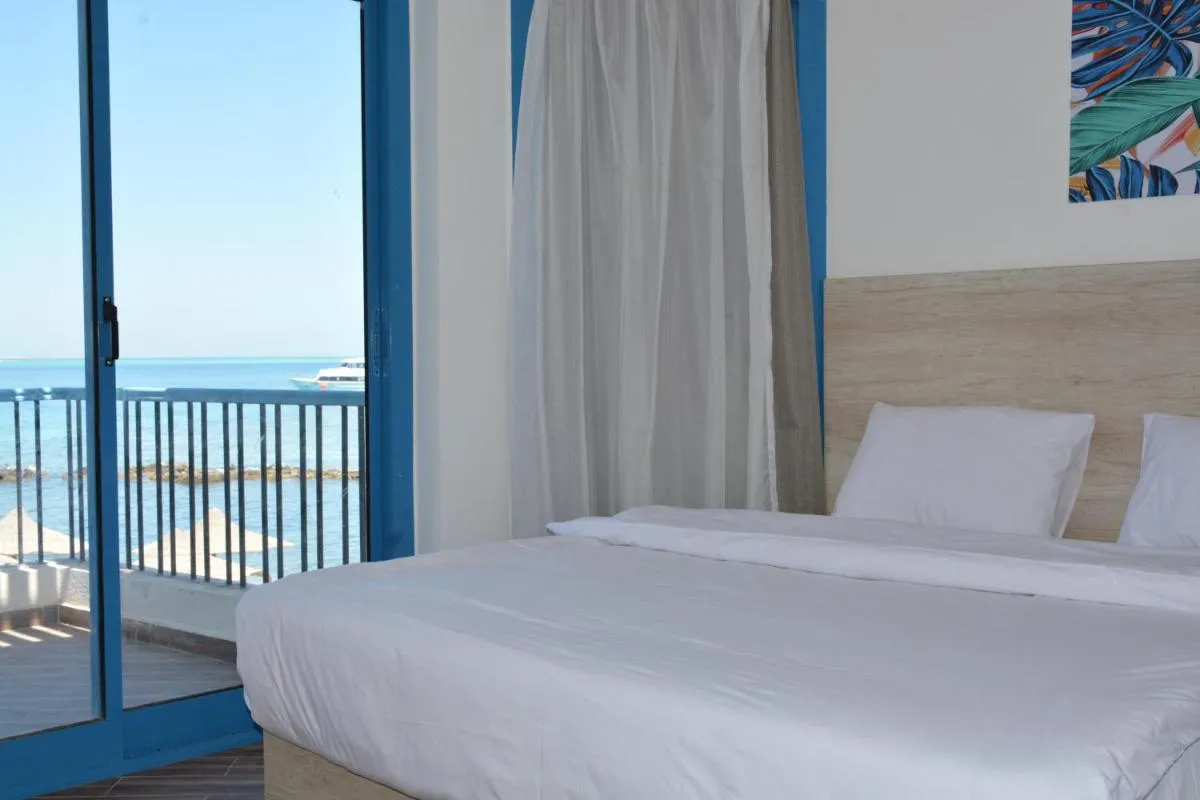 Image 1 of La Casa Beach