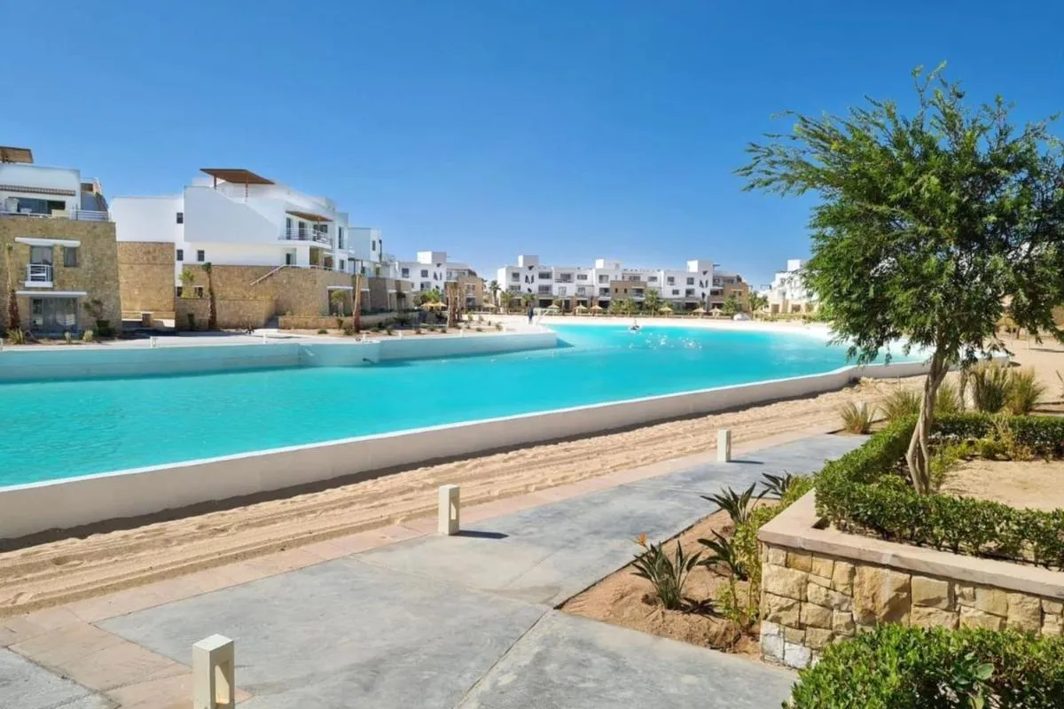 Image 3 of Lagoonfront Easy 1BDR Swan Lake El Gouna