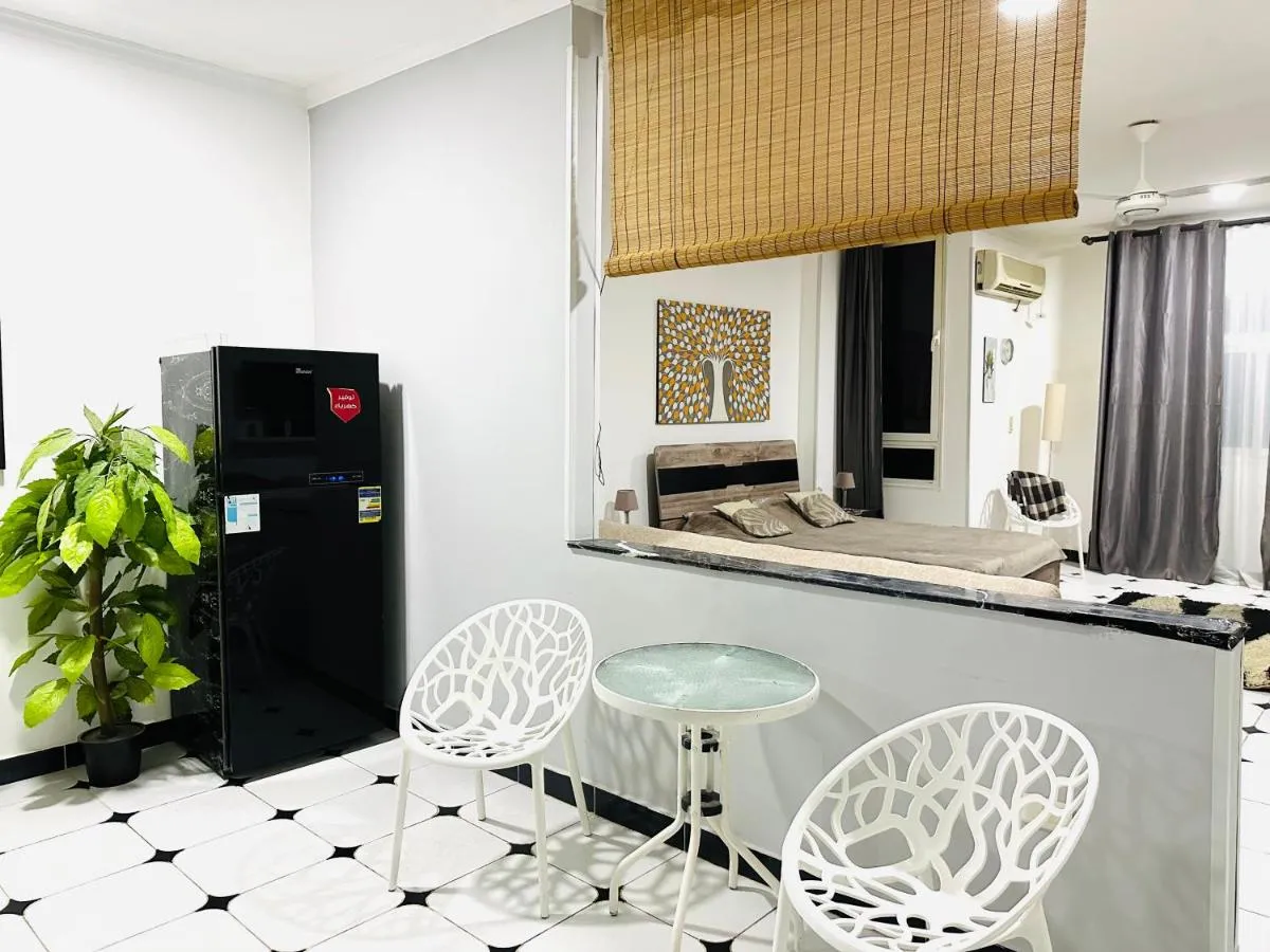 Image 3 of Lima Modern. Sea View. Strong Wi Fi. Sheraton Road