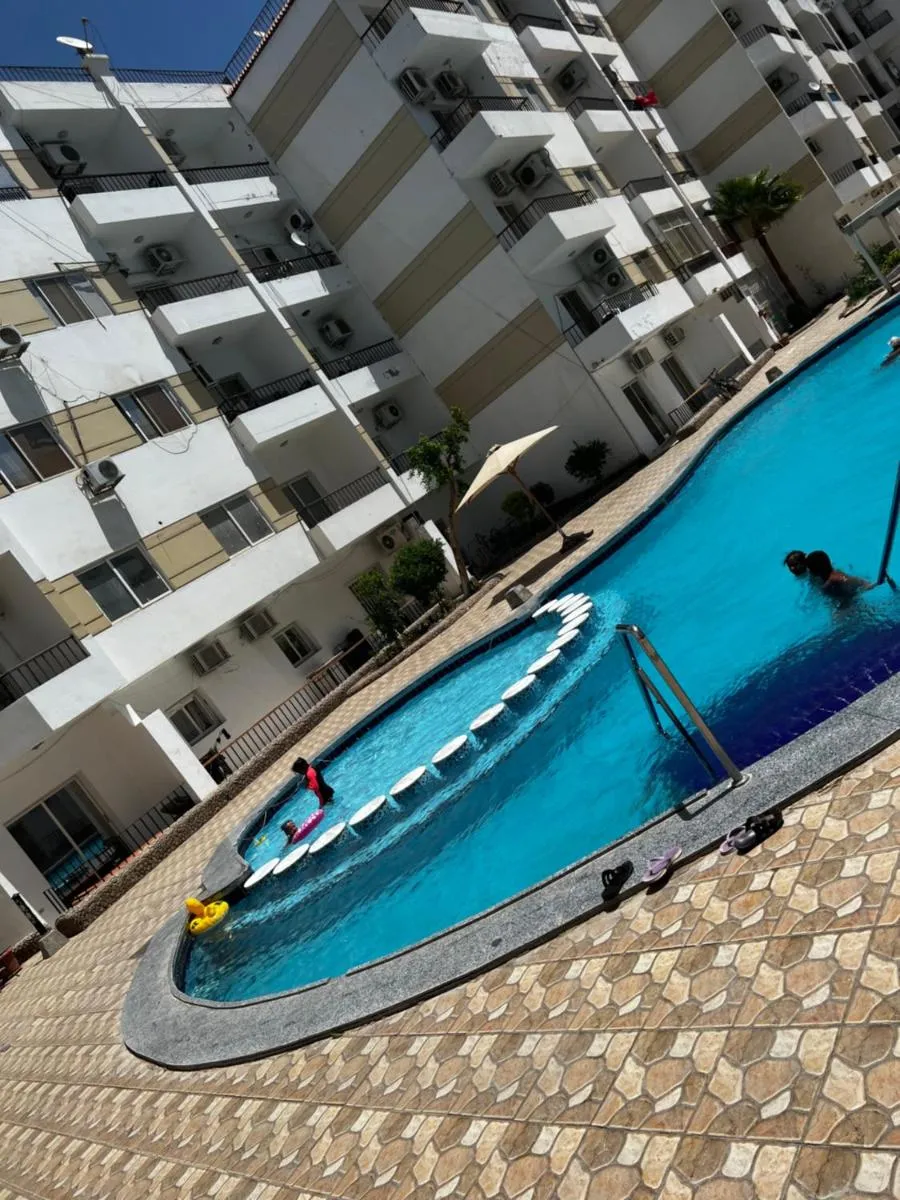 Image 3 of Lotus compound