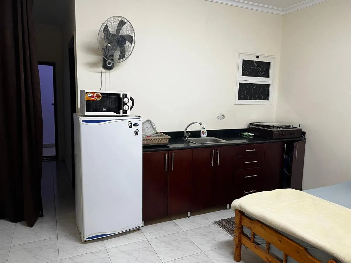 Image 4 of Lotus compound