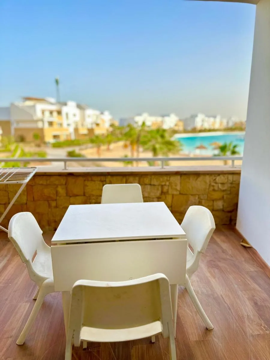 Image 6 of Luxury 3 bedroom in swan lake